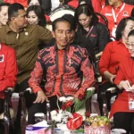 Soal renggangnya hubungan Jokowi dan PDIP, Bambang Pacul mengisyaratkan Gibran adalah cawapres Prabowo